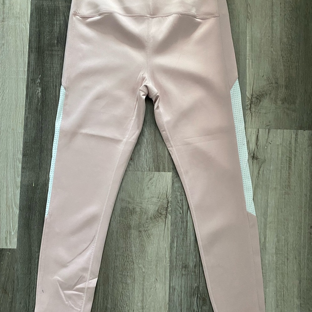 ZYIA Blush Leggings with White Side Panels